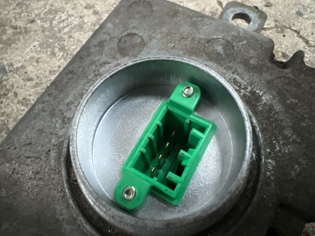 bontott HONDA CIVIC VIII Xenon Trafó