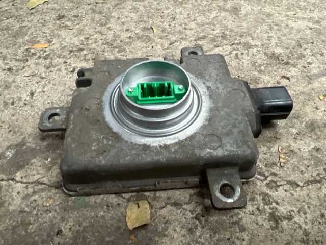 bontott HONDA CIVIC VIII Xenon Trafó