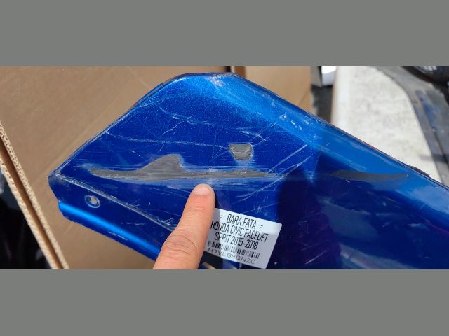 bontott HONDA CIVIC X Első Lökhárító (Üresen)