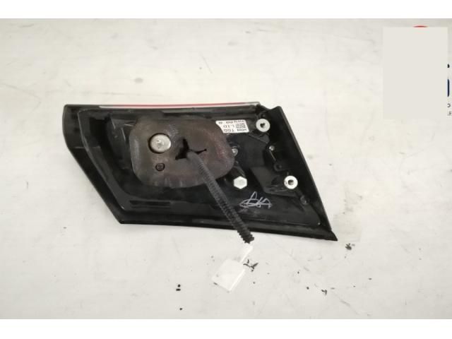 bontott HONDA CIVIC X Hátsó Lámpa Középső