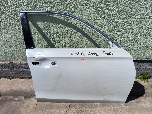 bontott HONDA CIVIC X Jobb első Ajtó (Részeivel)