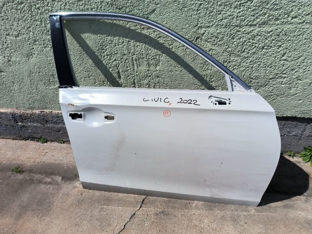 bontott HONDA CIVIC X Jobb első Ajtó (Részeivel)