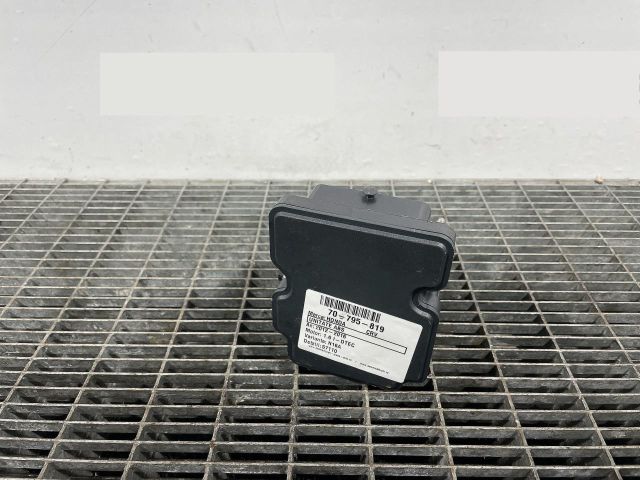 bontott HONDA CR-V ABS Kocka