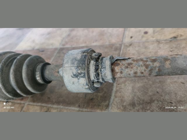 bontott HONDA CR-V Jobb Féltengely