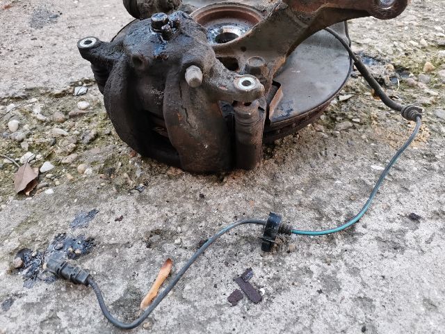 bontott HONDA CR-V Bal első Csonkállvány