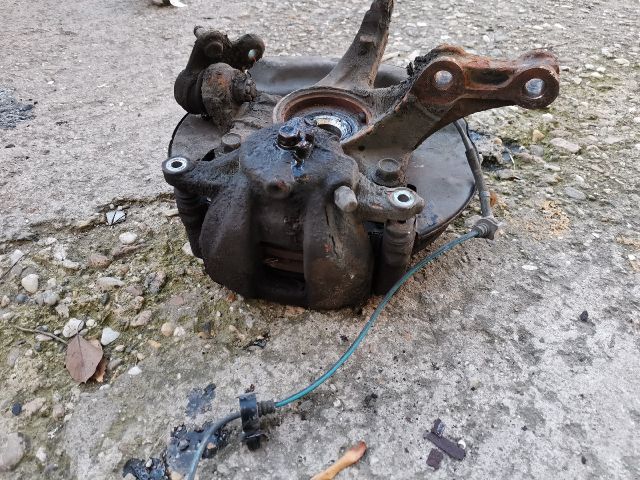 bontott HONDA CR-V Bal első Csonkállvány