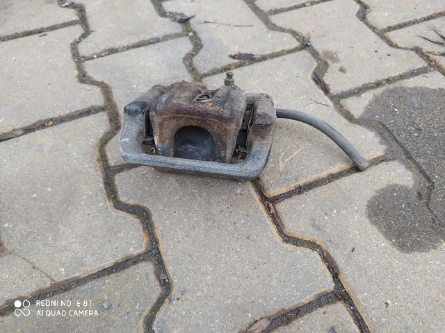 bontott HONDA CR-V Jobb hátsó Féknyereg Munkahengerrel