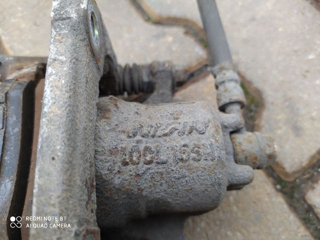 bontott HONDA CR-V Jobb hátsó Féknyereg Munkahengerrel