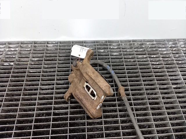 bontott HONDA CR-V Jobb hátsó Féknyereg Munkahengerrel