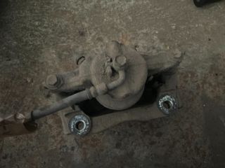 bontott HONDA CR-V Bal első Féknyereg Munkahengerrel