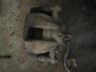 bontott HONDA CR-V Bal első Féknyereg Munkahengerrel