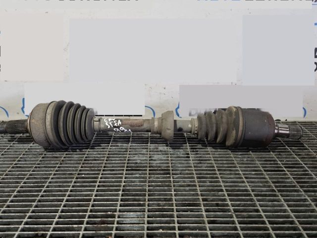 bontott HONDA CR-V Bal Féltengely