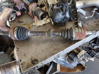 bontott HONDA CR-V Bal Féltengely