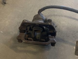 bontott HONDA CR-V Bal hátsó Féknyereg Munkahengerrel