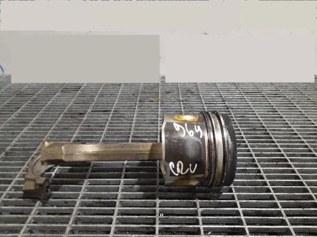 bontott HONDA CR-V Dugattyú