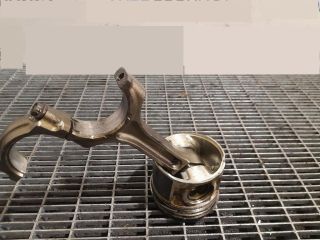 bontott HONDA CR-V Dugattyú