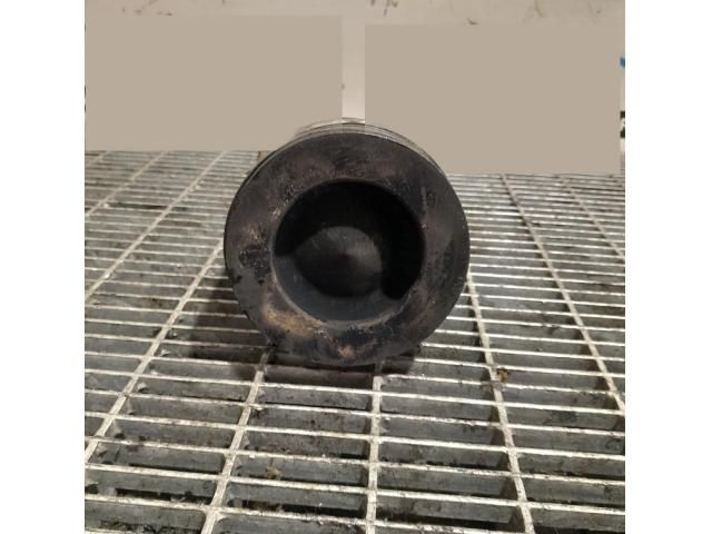 bontott HONDA CR-V Dugattyú