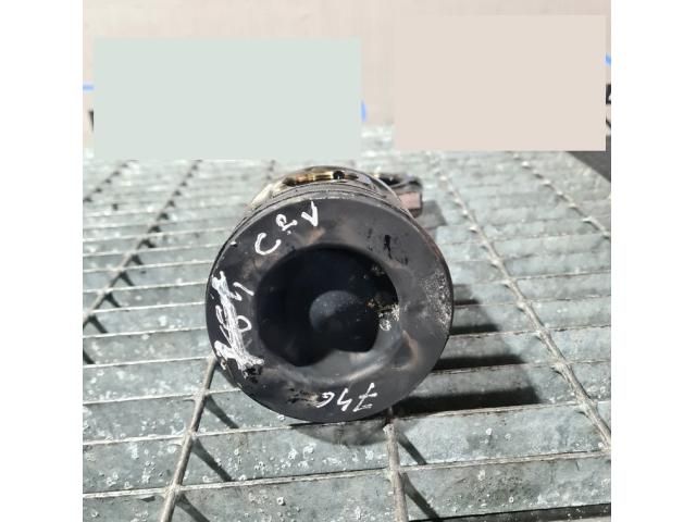 bontott HONDA CR-V Dugattyú