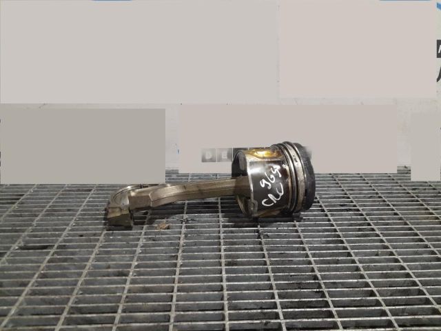 bontott HONDA CR-V Dugattyú