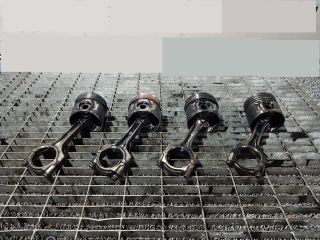 bontott HONDA CR-V Dugattyú