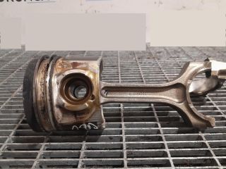 bontott HONDA CR-V Dugattyú