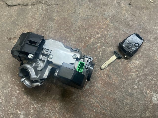 bontott HONDA CR-V Gyújtáskapcsoló Házzal