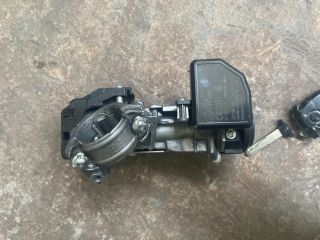 bontott HONDA CR-V Gyújtáskapcsoló Házzal