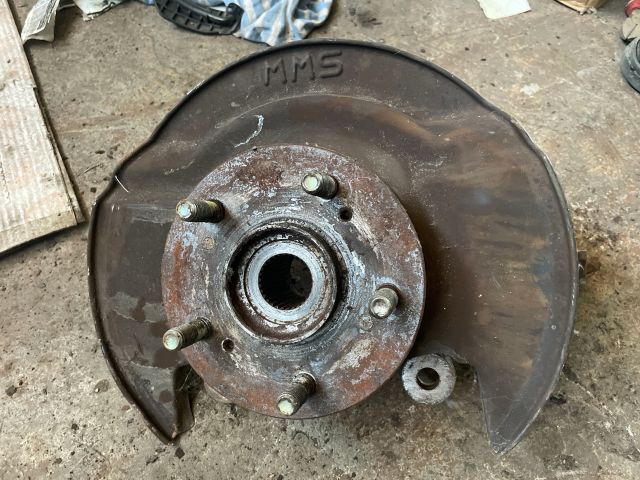 bontott HONDA CR-V Jobb első Csonkállvány Kerékaggyal