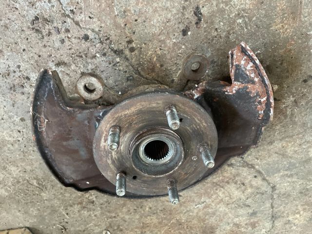 bontott HONDA CR-V Jobb első Csonkállvány Kerékaggyal