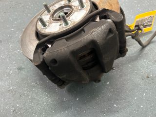 bontott HONDA CR-V Jobb első Féknyereg Munkahengerrel