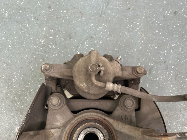 bontott HONDA CR-V Jobb első Féknyereg Munkahengerrel