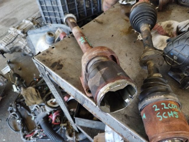 bontott HONDA CR-V Jobb Féltengely