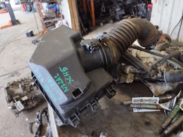 bontott HONDA CR-V Légszűrő Ház