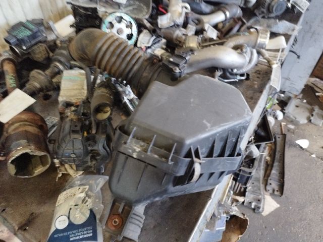 bontott HONDA CR-V Légszűrő Ház