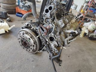 bontott HONDA CR-V Motor (Fűzött blokk hengerfejjel)