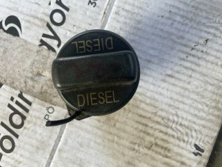 bontott HONDA CR-V Tanksapka