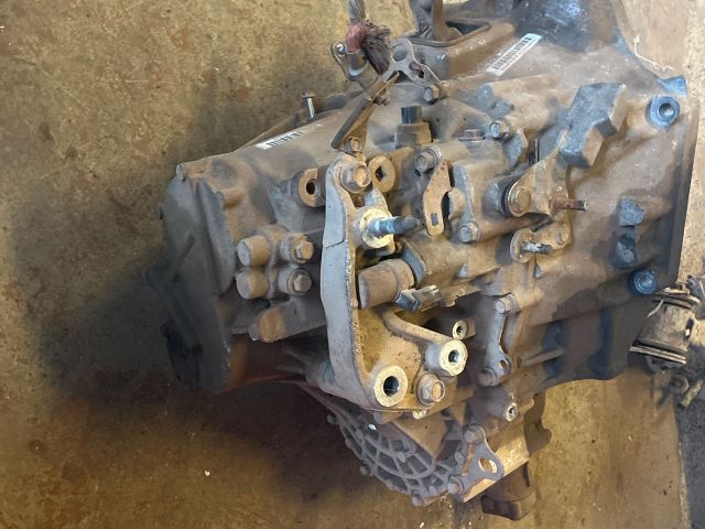 bontott HONDA CR-V Váltó (Mechanikus)