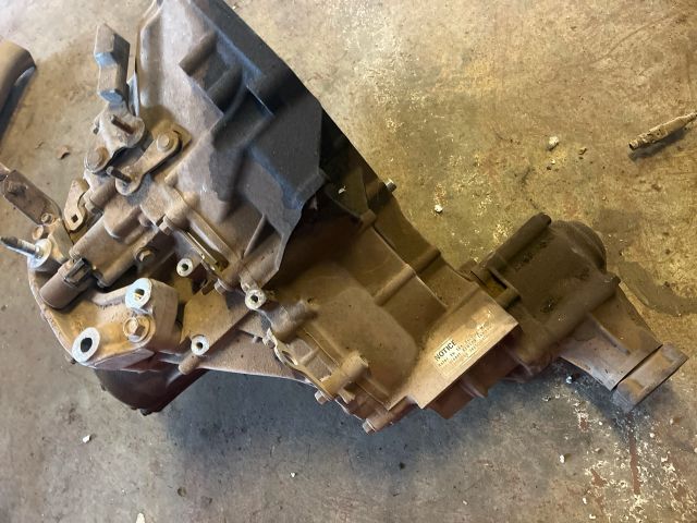 bontott HONDA CR-V Váltó (Mechanikus)