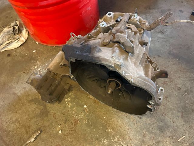 bontott HONDA CR-V Váltó (Mechanikus)