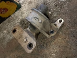 bontott HONDA CR-V Váltó Tartó Bak (Pozíciófüggetlen)