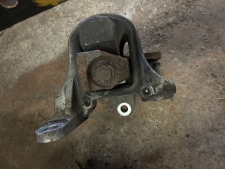 bontott HONDA CR-V Váltó Tartó Bak (Pozíciófüggetlen)