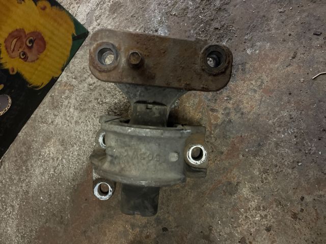 bontott HONDA CR-V Váltó Tartó Bak (Pozíciófüggetlen)