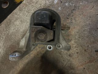 bontott HONDA CR-V Váltó Tartó Bak (Pozíciófüggetlen)