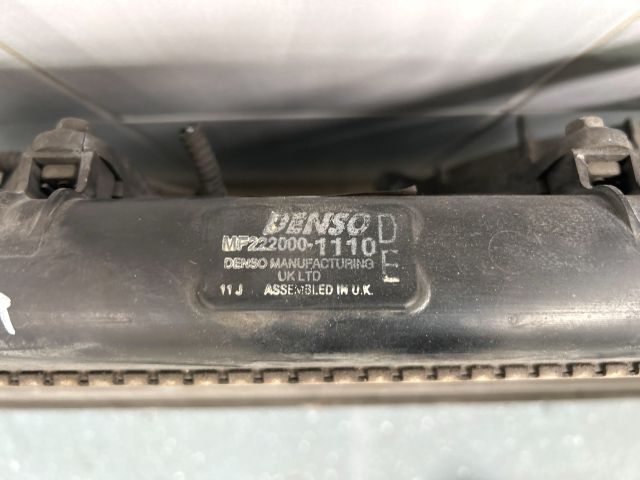 bontott HONDA CR-V Vízhűtő Radiátor (Klímás)