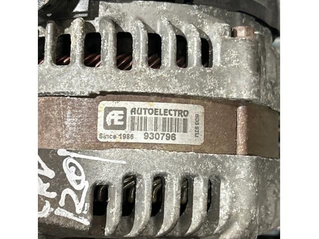 bontott HONDA CR-V Generátor