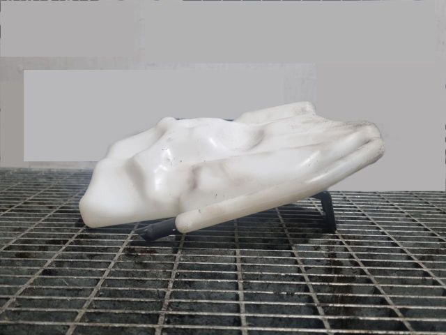 bontott HONDA CR-V Kiegyenlítő Tartály