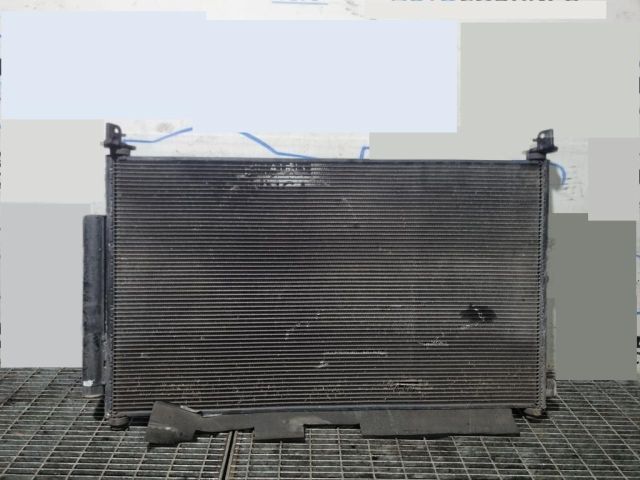 bontott HONDA CR-V Klímahűtő Radiátor