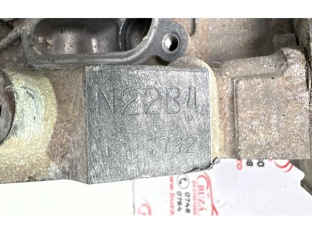 bontott HONDA CR-V Motor (Fűzött blokk hengerfejjel)