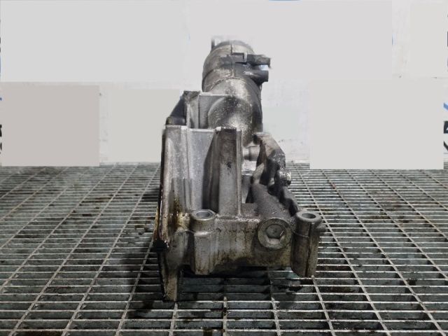 bontott HONDA CR-V Olajszűrő Ház