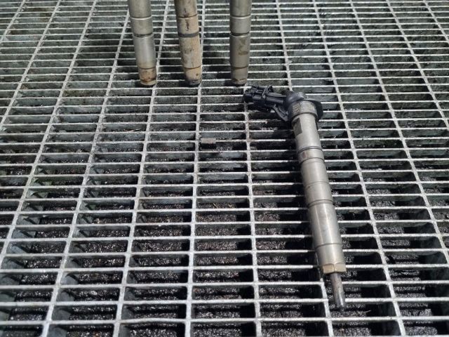 bontott HONDA CR-V Porlasztó (1 db)